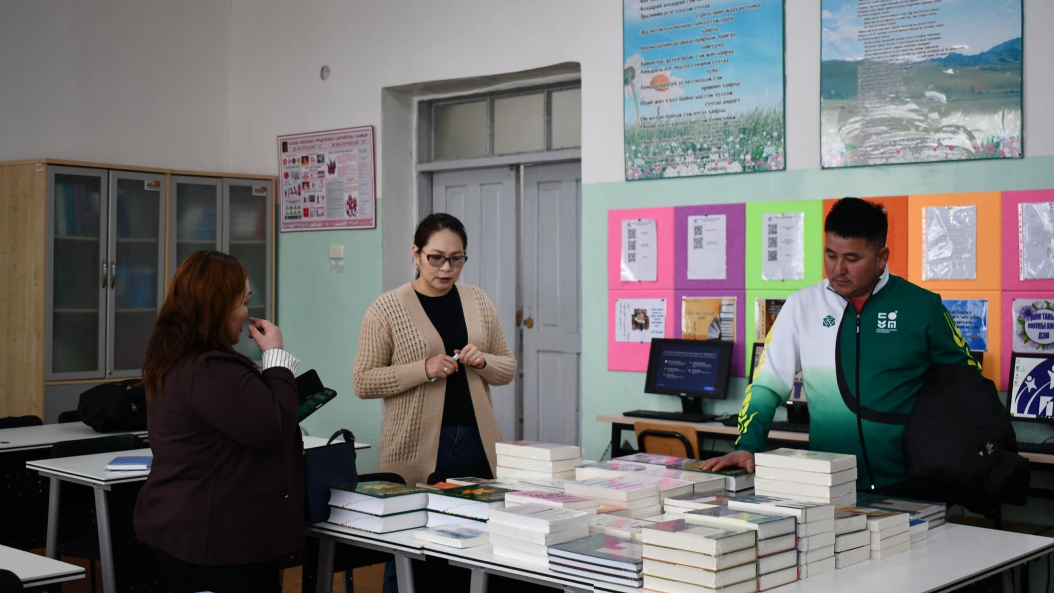 Уулзалт зохион байгууллаа
